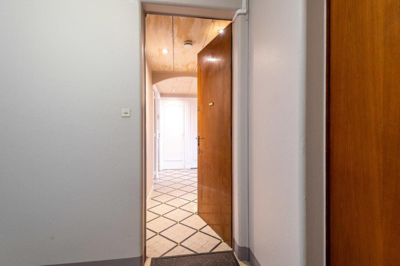 Апартаменты Petit Port Furnished Flat Анси Экстерьер фото