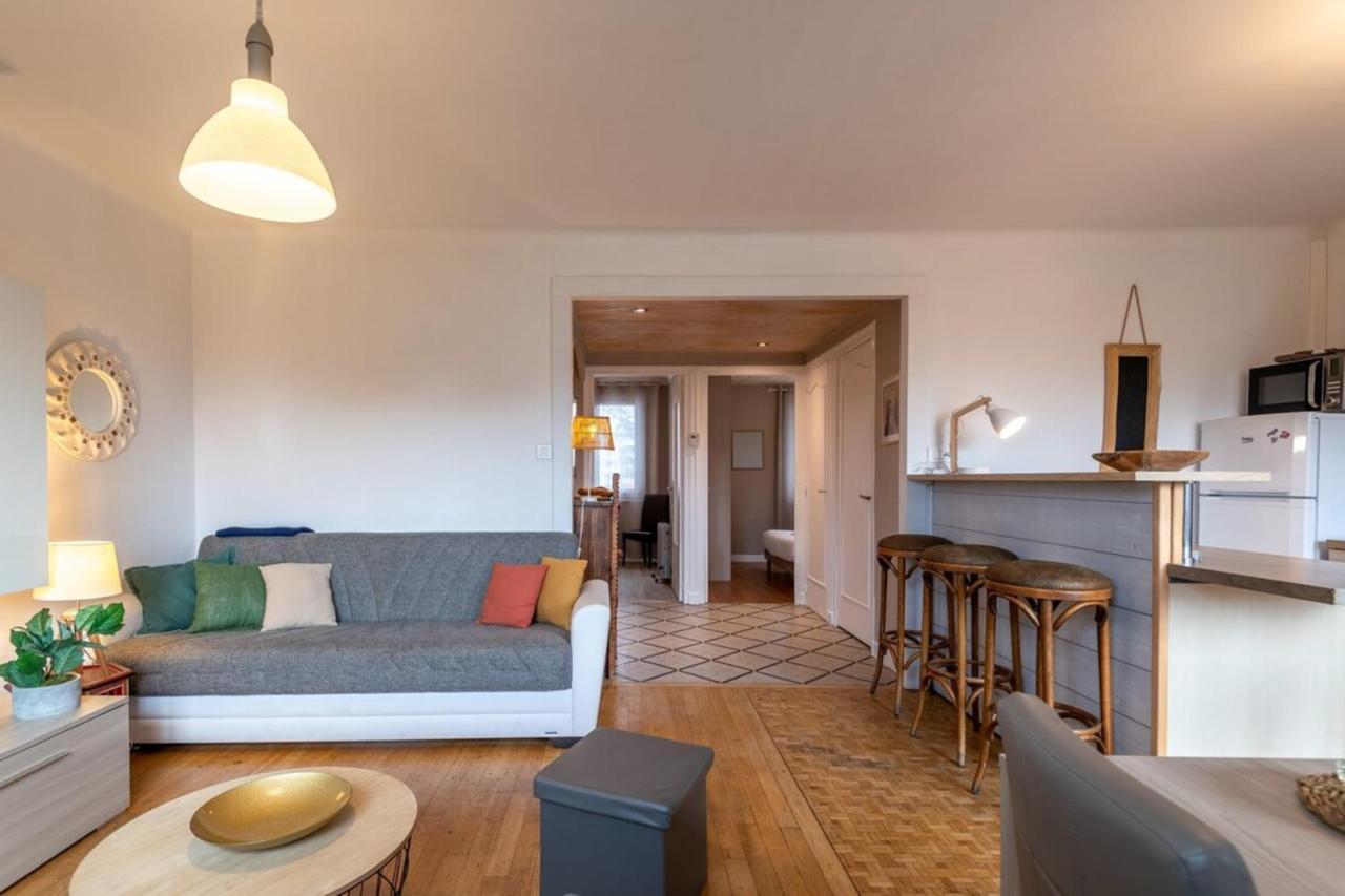 Апартаменты Petit Port Furnished Flat Анси Экстерьер фото